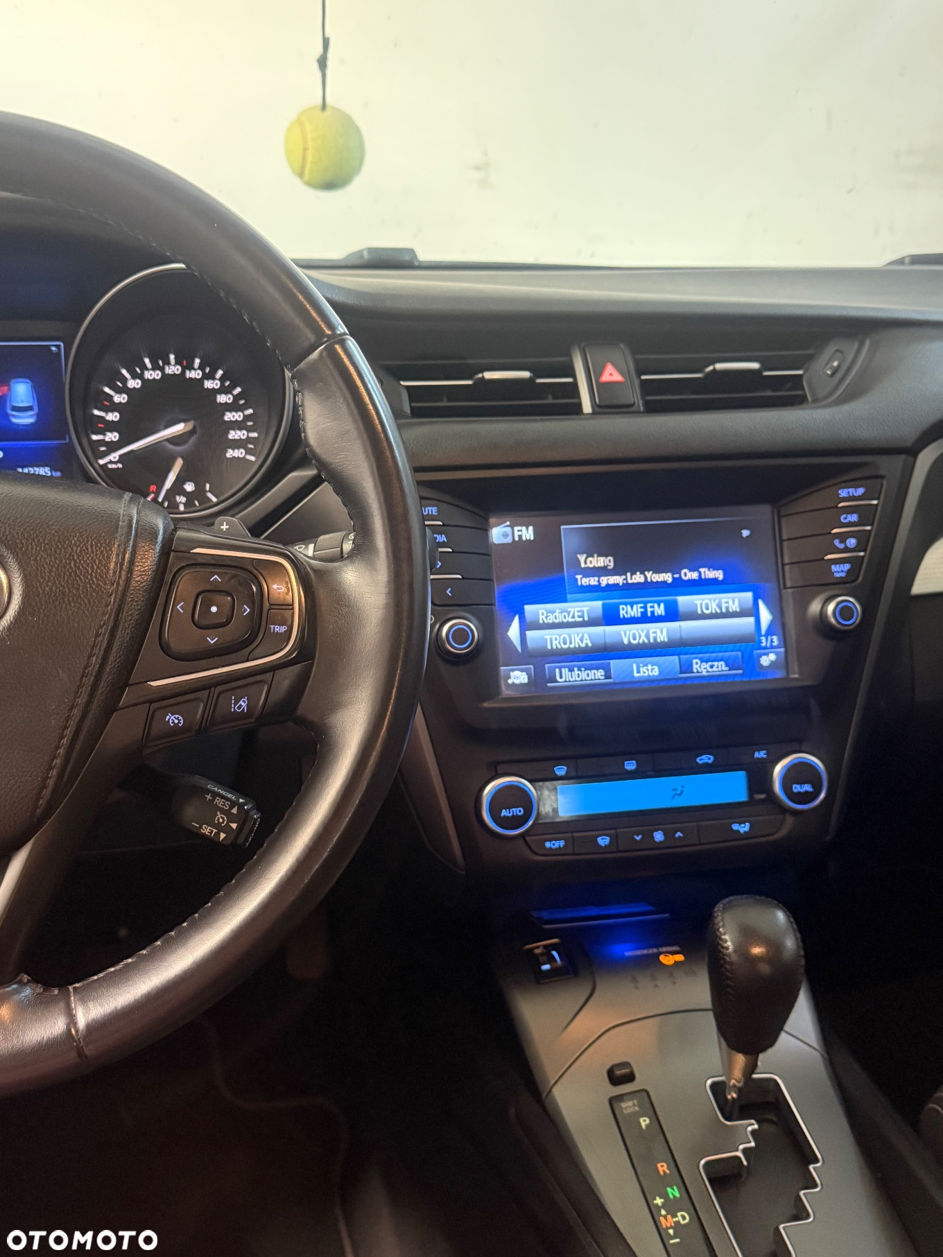 Toyota Avensis - 20
