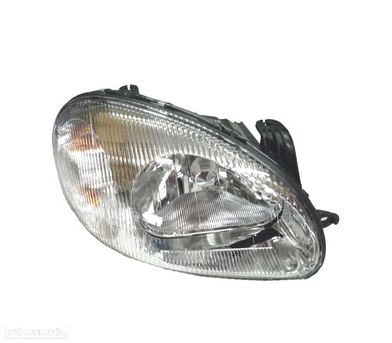 FAROL DIR OPTICAS DAEWOO PARA CHEVROLET LANOS I & II 97-04 - 1