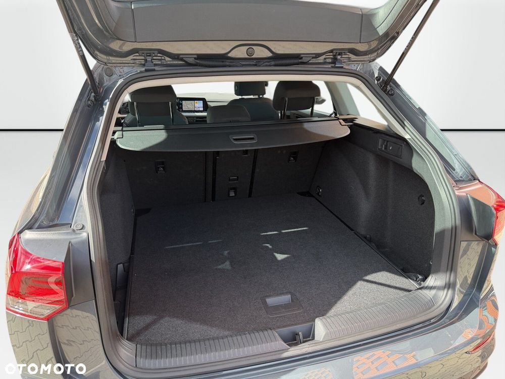Volkswagen Golf 1.5 eTSI Life DSG - 35