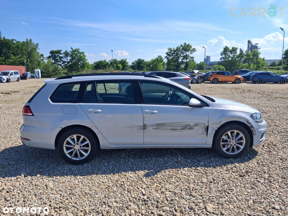 Volkswagen Golf 1.0 TSI (BlueMotion Technology) Comfortline - 8