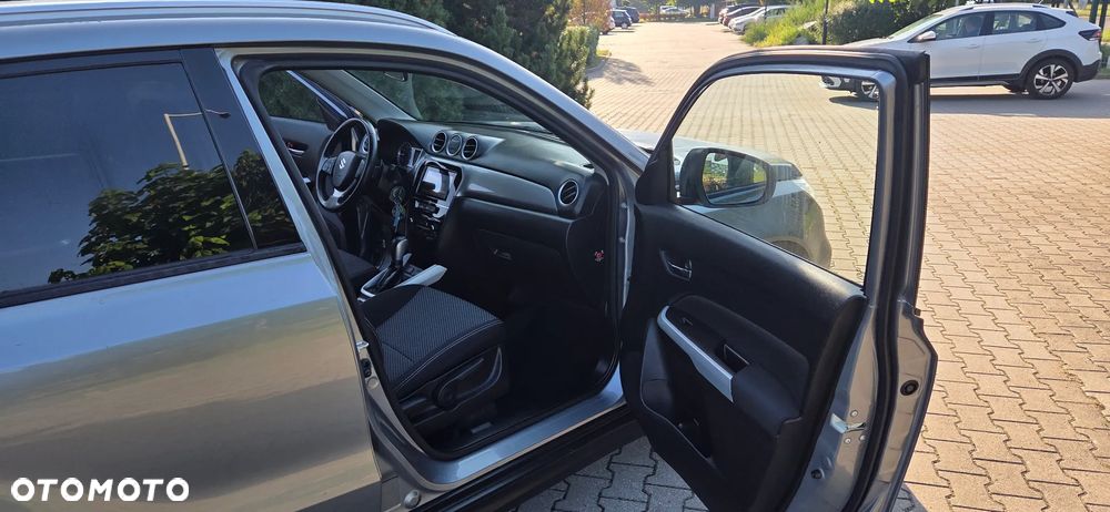 Suzuki Vitara 1.6 Premium 2WD - 25