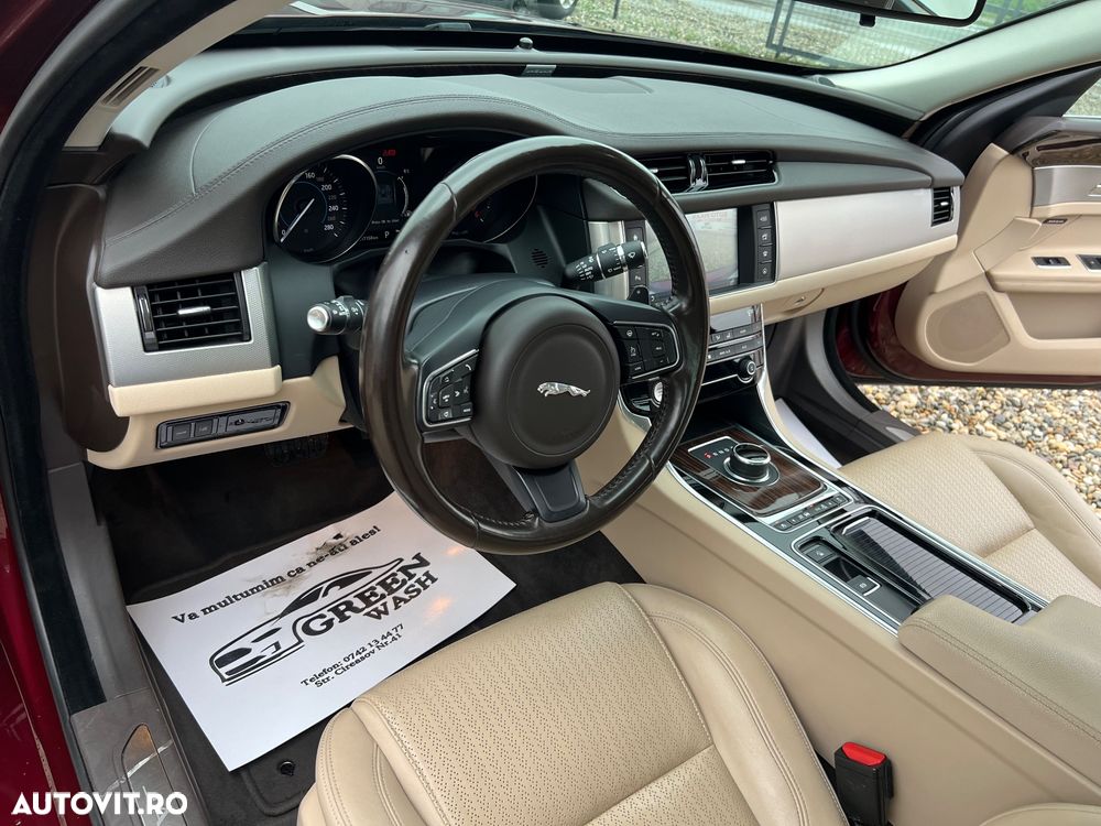 Jaguar XF 20d Aut. Prestige - 9