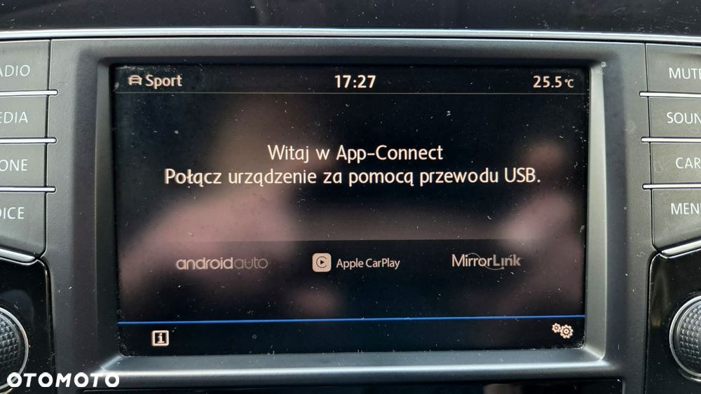 Volkswagen Touran 1.8 TSI BMT Highline DSG - 33