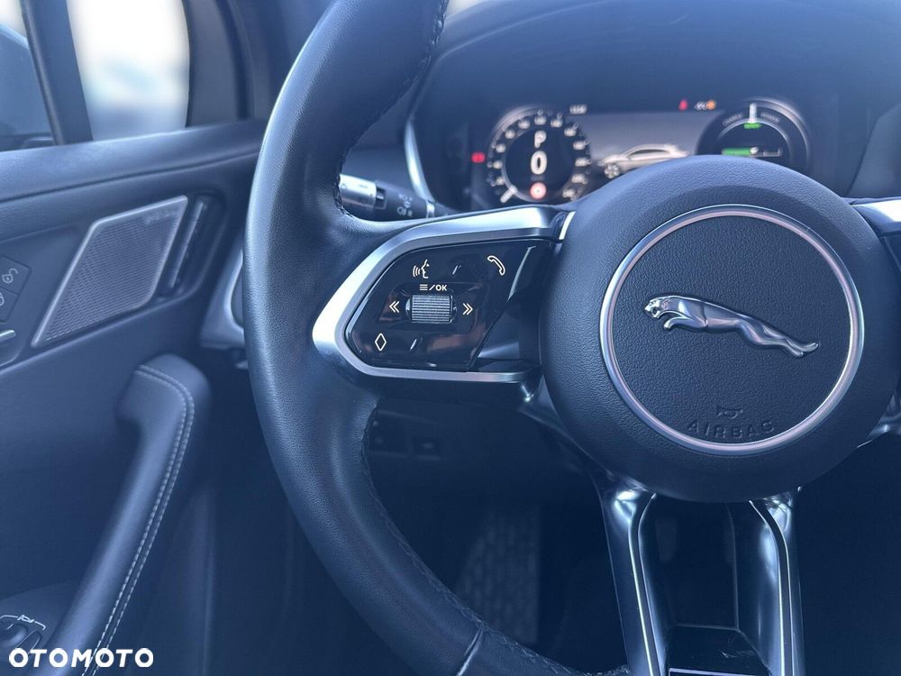 Jaguar I-Pace - 16