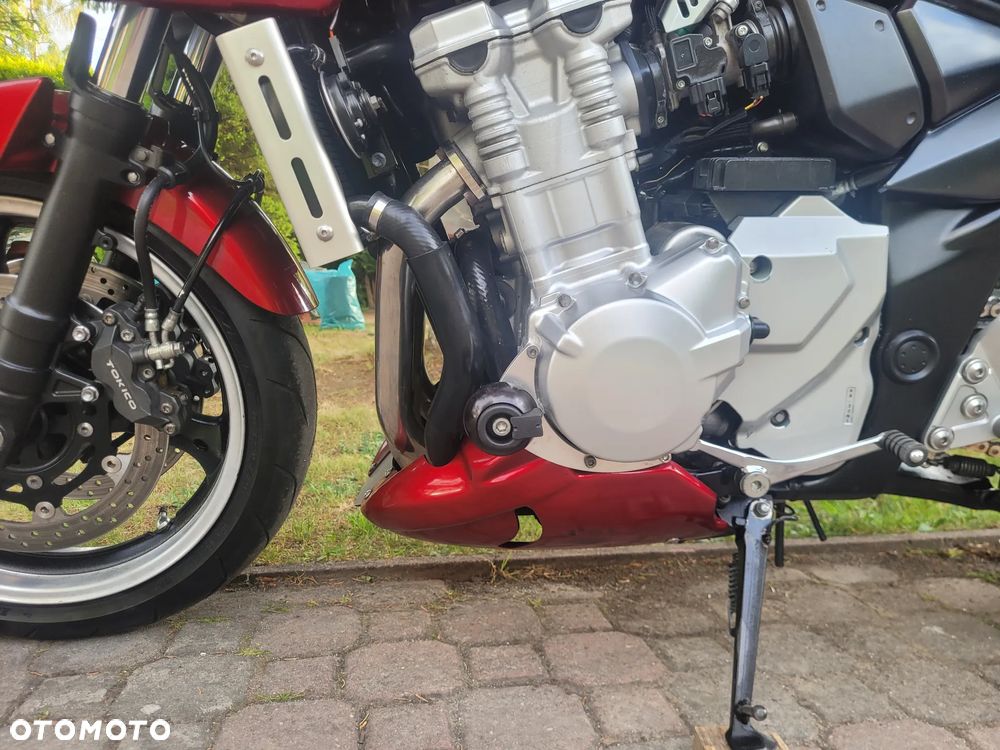 Suzuki Bandit - 22