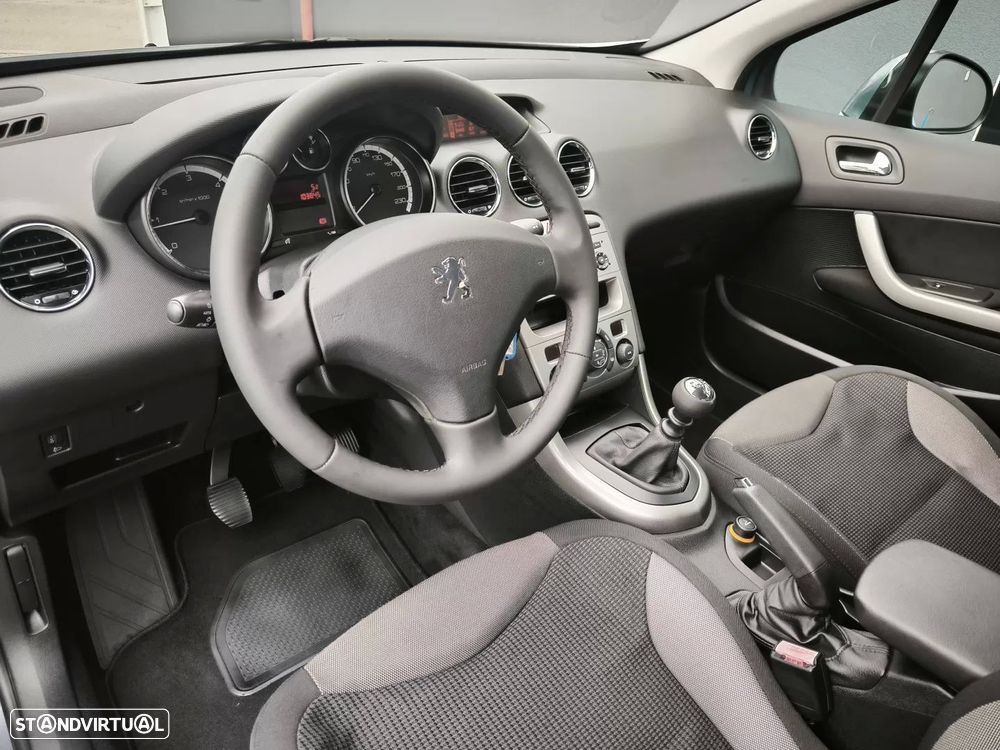 Peugeot 308 1.6 HDi Executive - 6
