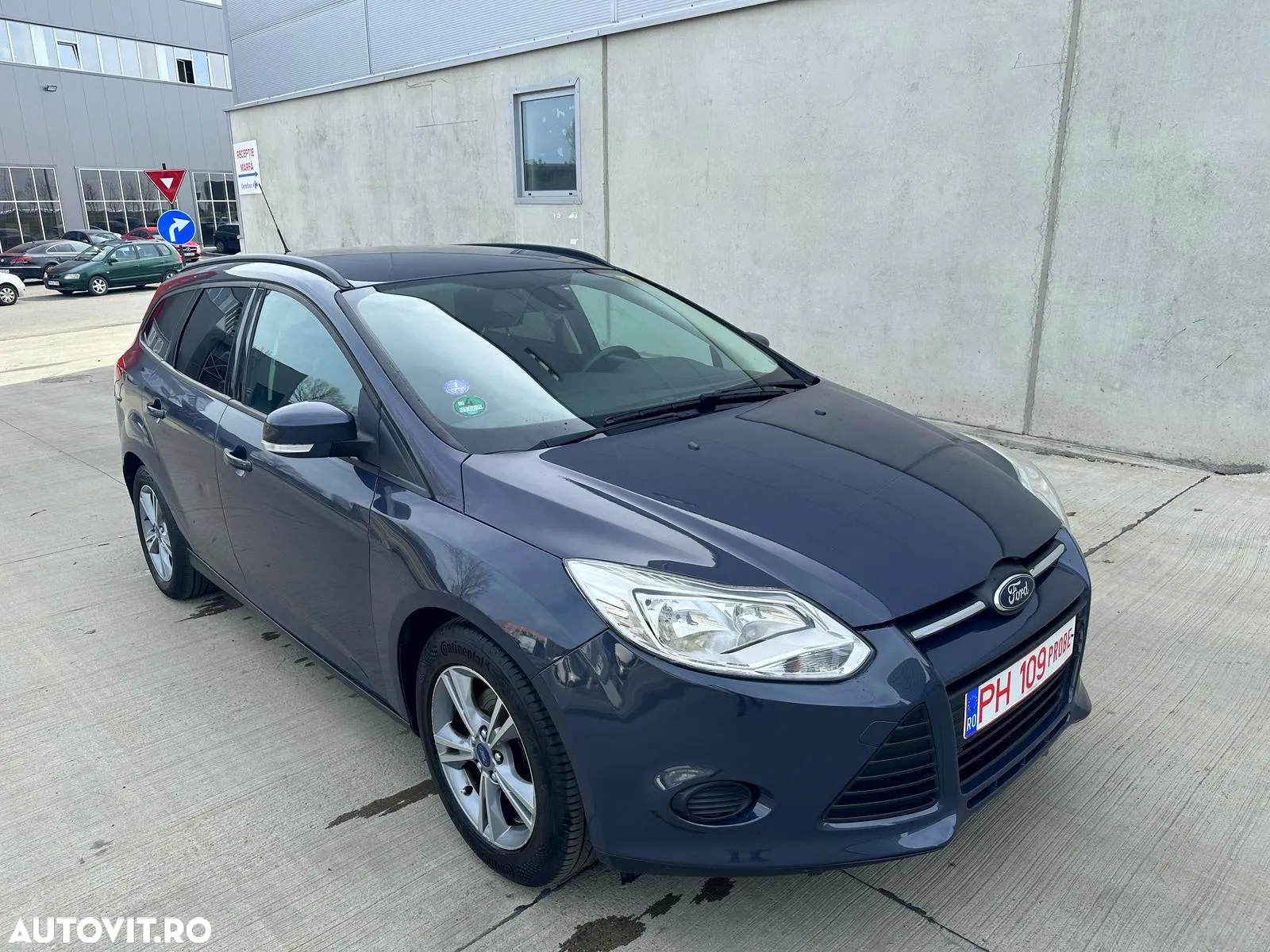 Ford Focus 1.0 EcoBoost 99g Start-Stopp-System Business Edition - 2