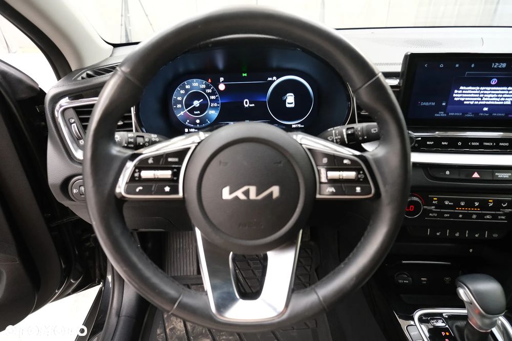 Kia XCeed 1.5 T-GDI Business Line DCT - 6