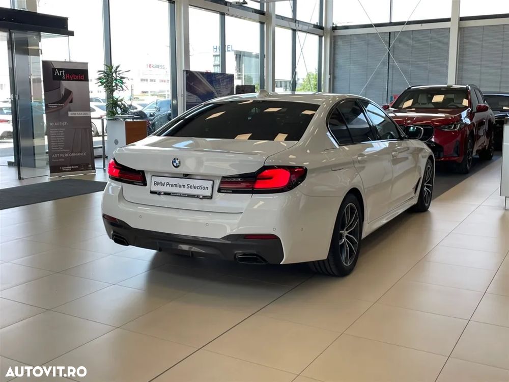 BMW Seria 5 540i xDrive Aut. Sport Line - 4