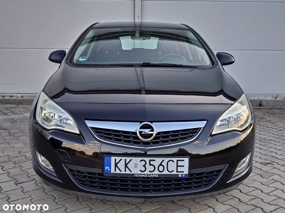 Opel Astra 1.4 Turbo Exklusiv - 10