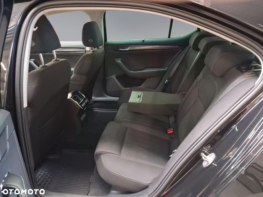 Skoda Superb 2.0 TDI SCR 4x4 Style DSG - 14