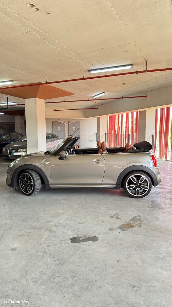 MINI Cabrio Cooper S Auto. Sidewalk - 8