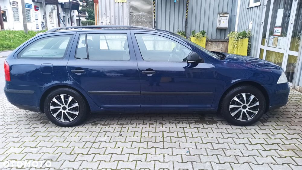 Skoda Octavia 1.6 Tour - 3