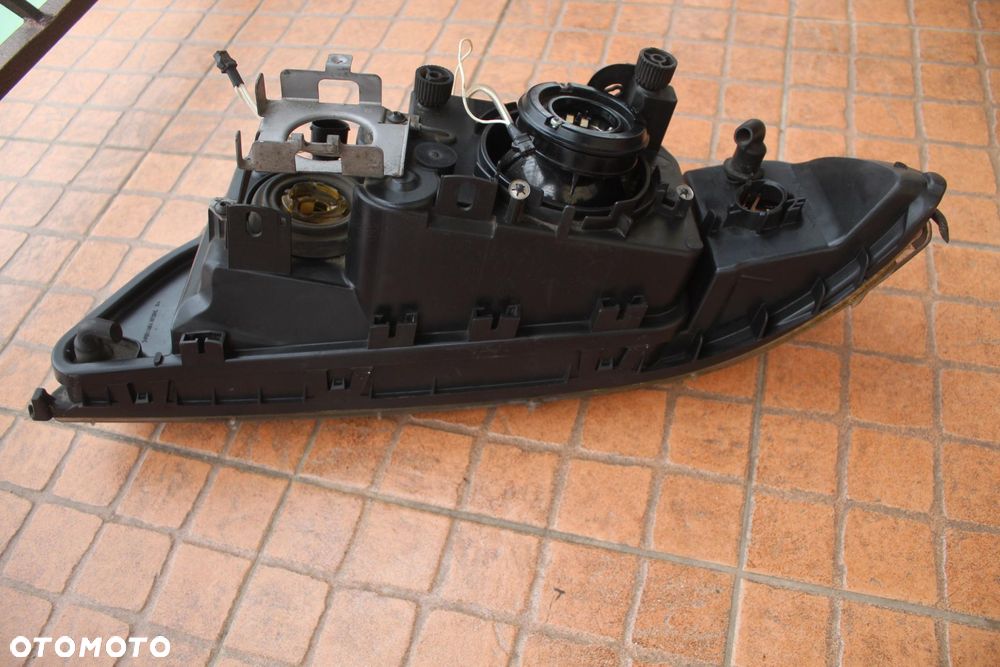 LAMPA PRAWY PRZÓD BMW E39 - 7