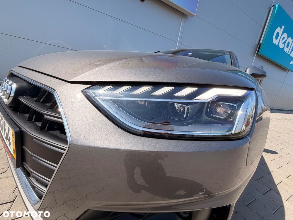 Audi A4 Avant 35 TFSI S tronic S line - 31