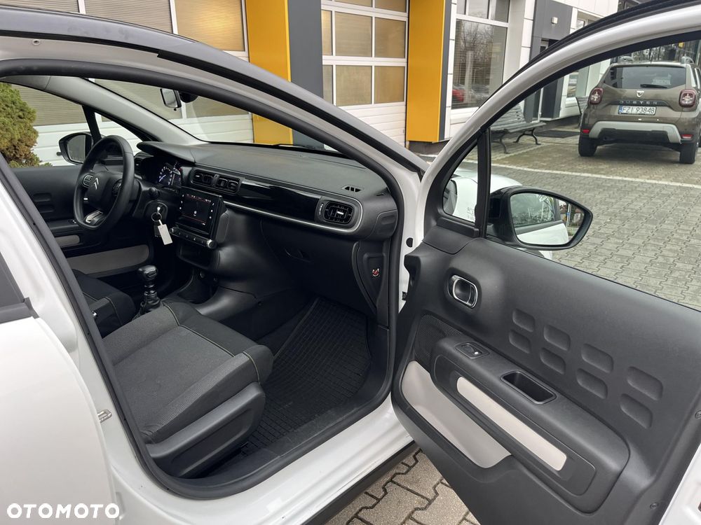Citroën C3 1.2 PureTech Shine - 21