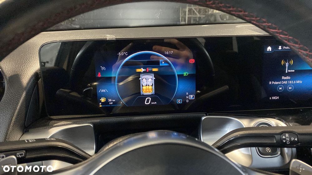 Mercedes-Benz GLB 200 AMG Line 7G-DCT - 16