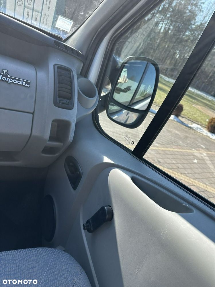 Opel Vivaro - 28