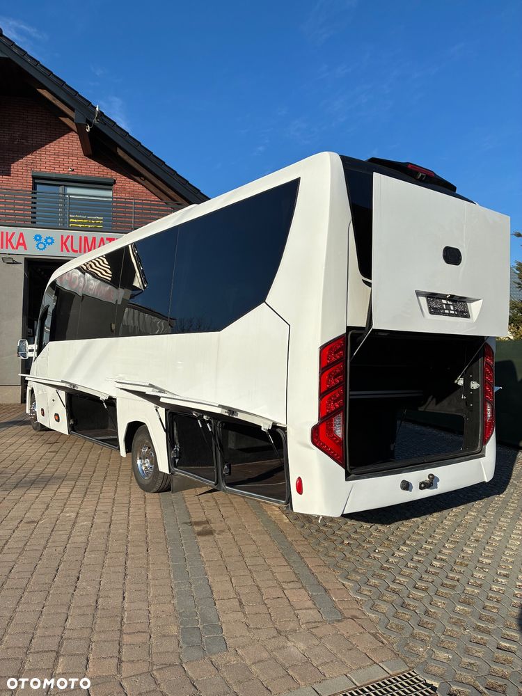 Iveco 70 C 210 - 11