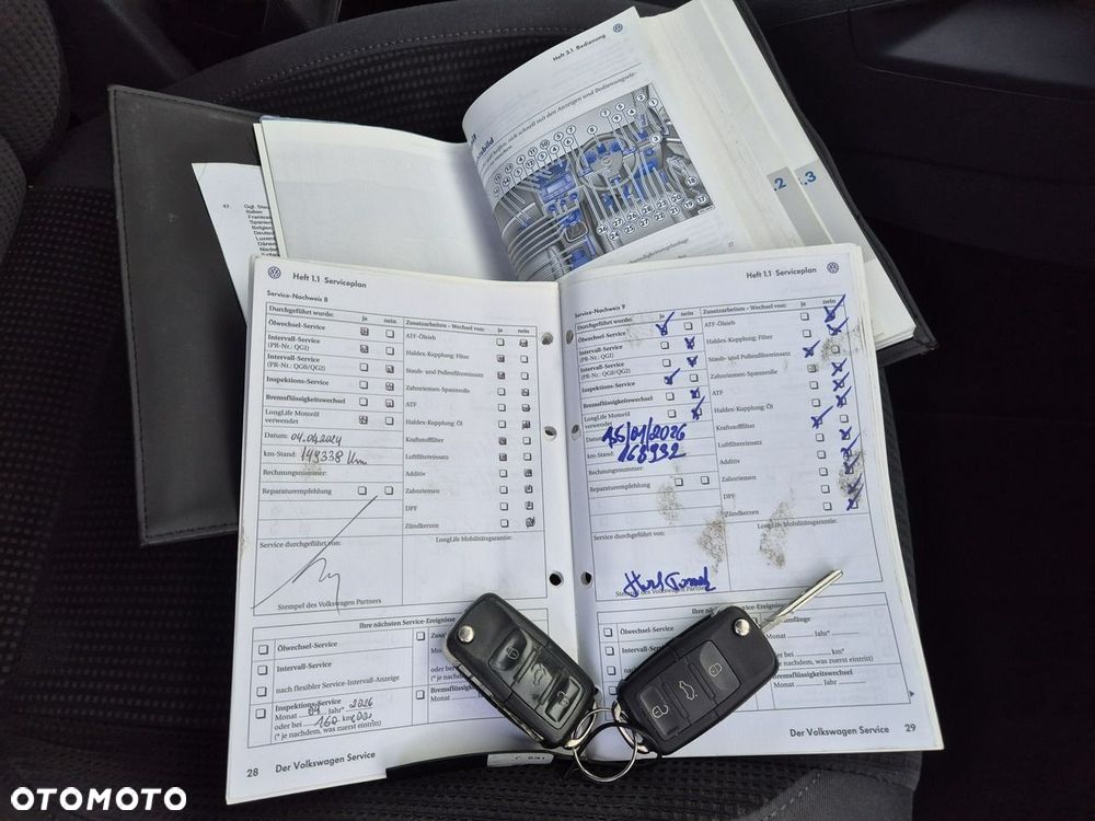 Volkswagen Golf - 26
