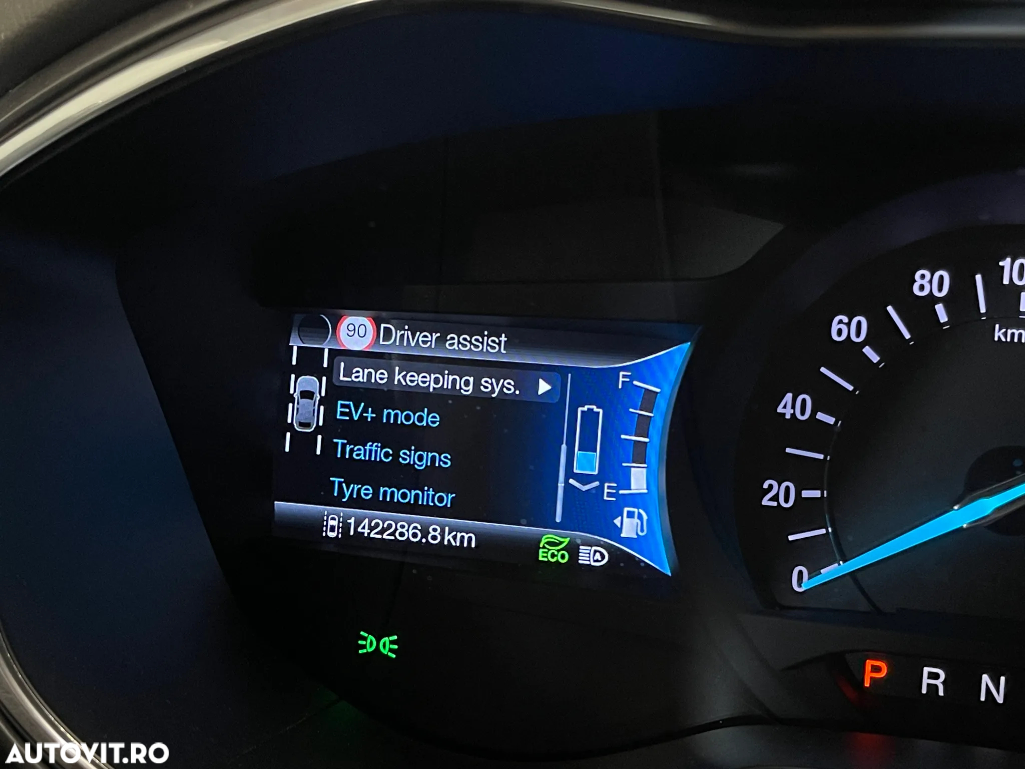 Ford Mondeo Vignale 2.0 Hybrid - 23