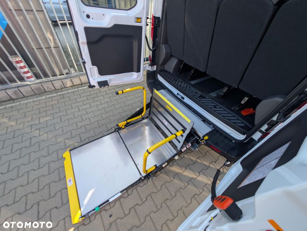 Ford Transit - 11