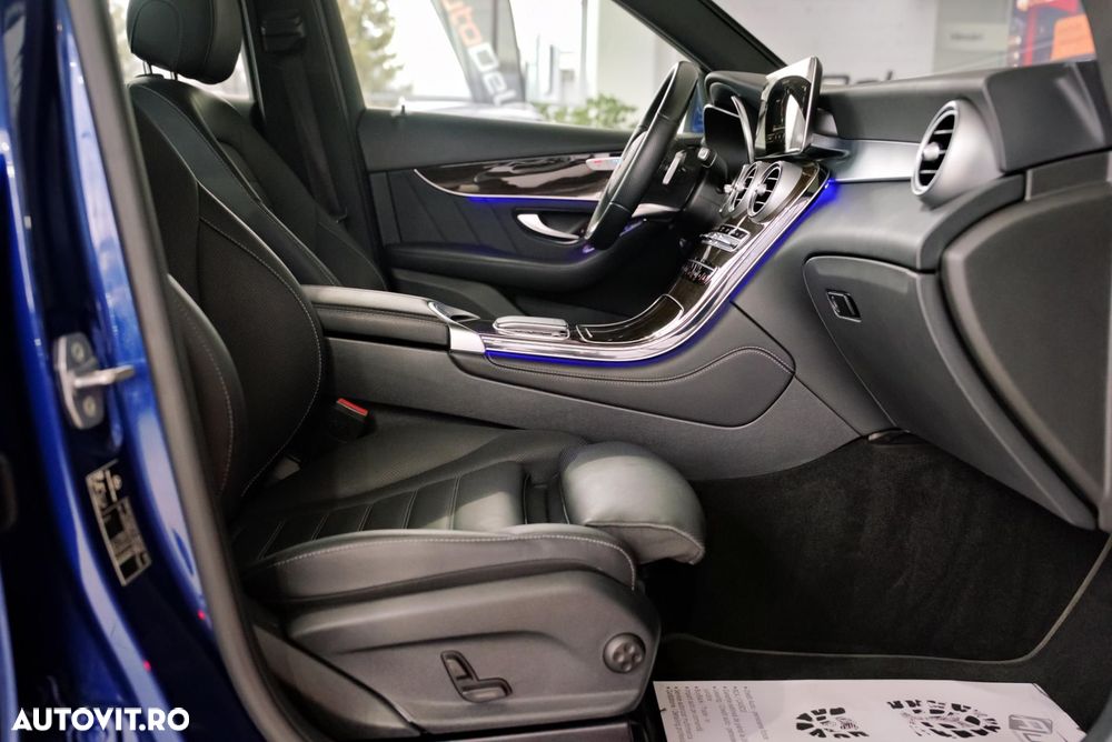 Mercedes-Benz GLC 300 e 4Matic 9G-TRONIC AMG Line - 13