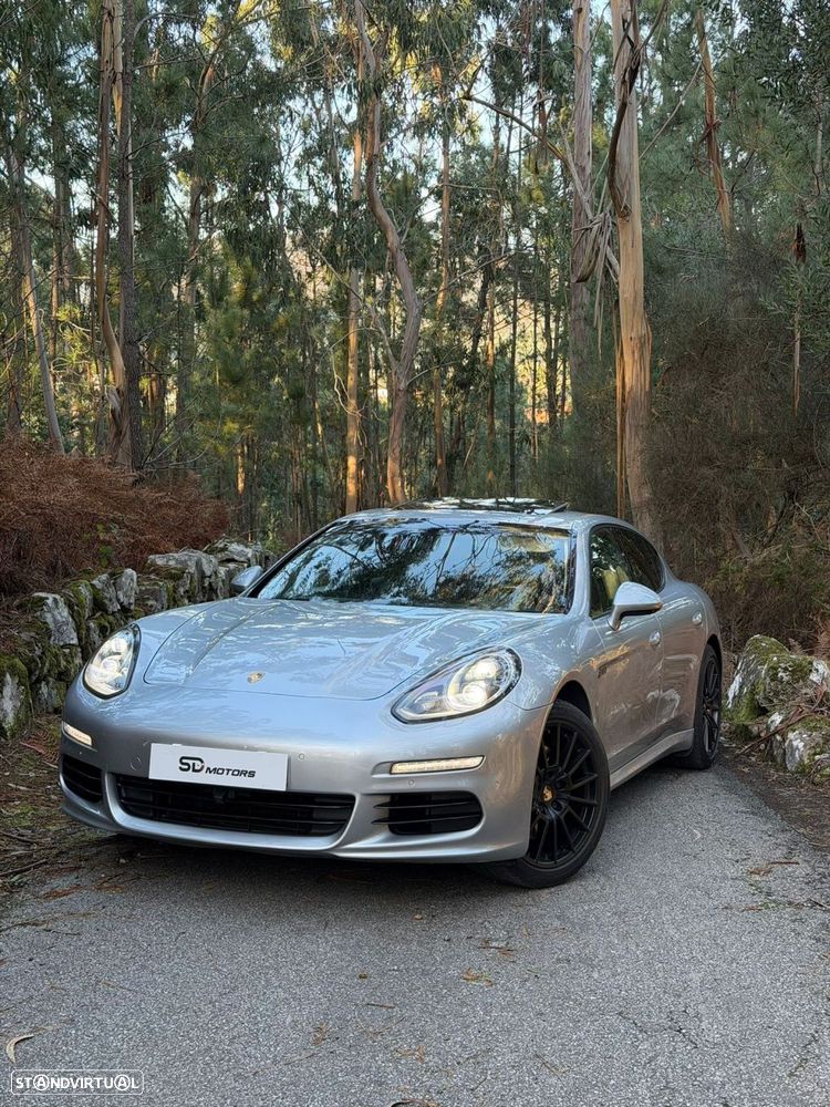 Porsche Panamera Platinum Edition - 1