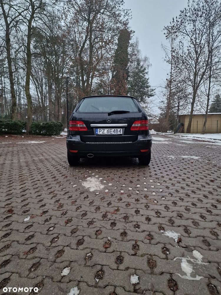 Mercedes-Benz Klasa B 180 BlueEFFICIENCY - 4