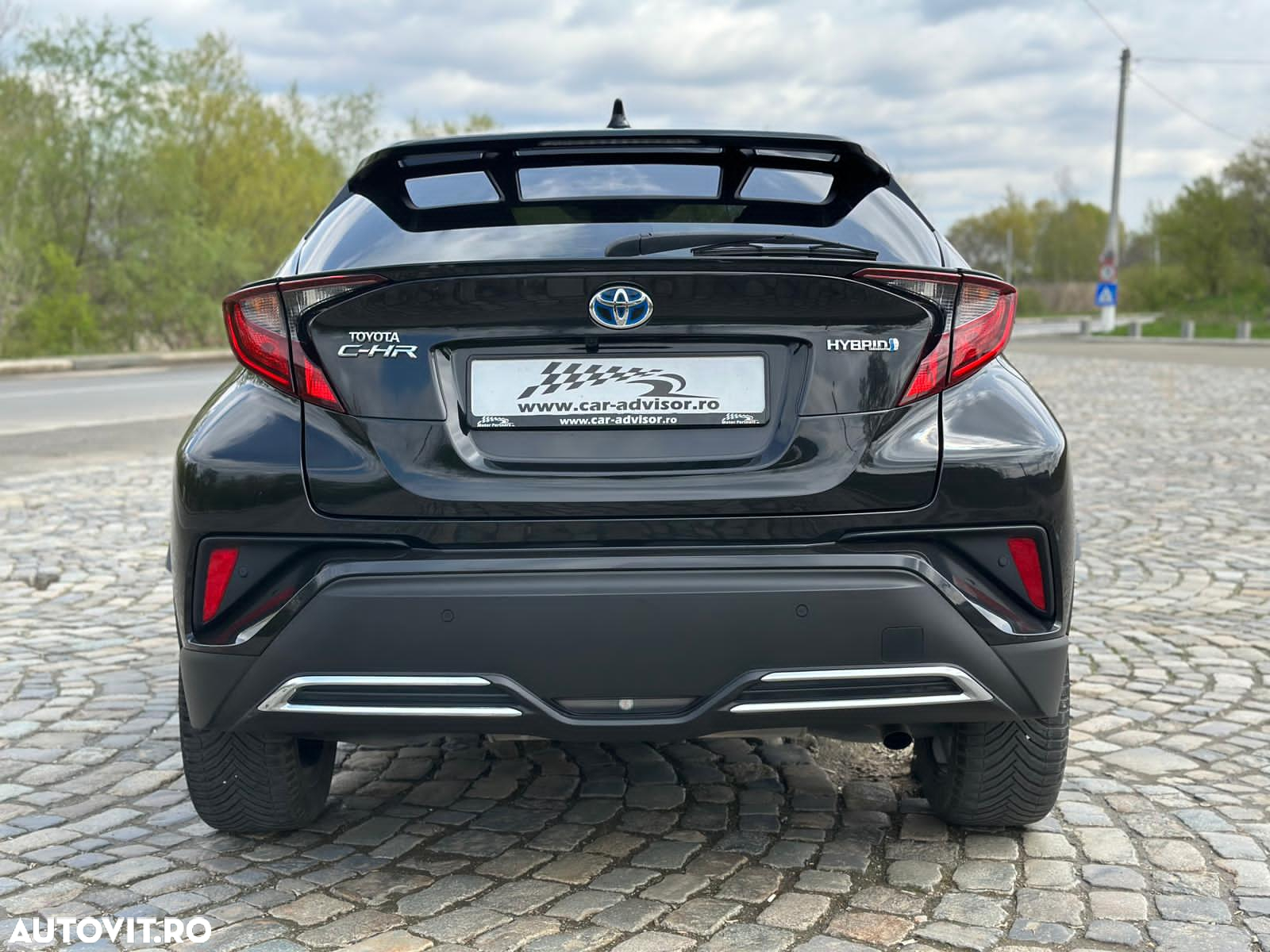 Toyota C-HR 2.0 HSD 184 CP 4x2 CVT Classy Bi-Tone - 6