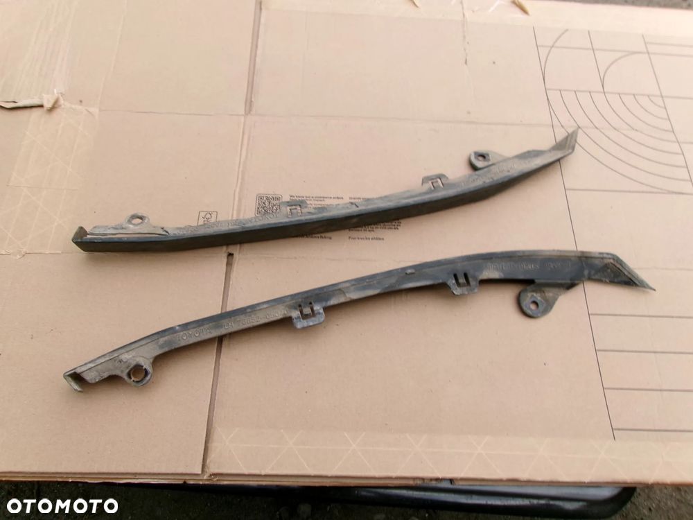 HOKEJ HOKEJE ZDERZAKA PRZÓD AVENSIS T27 12-15 - 1