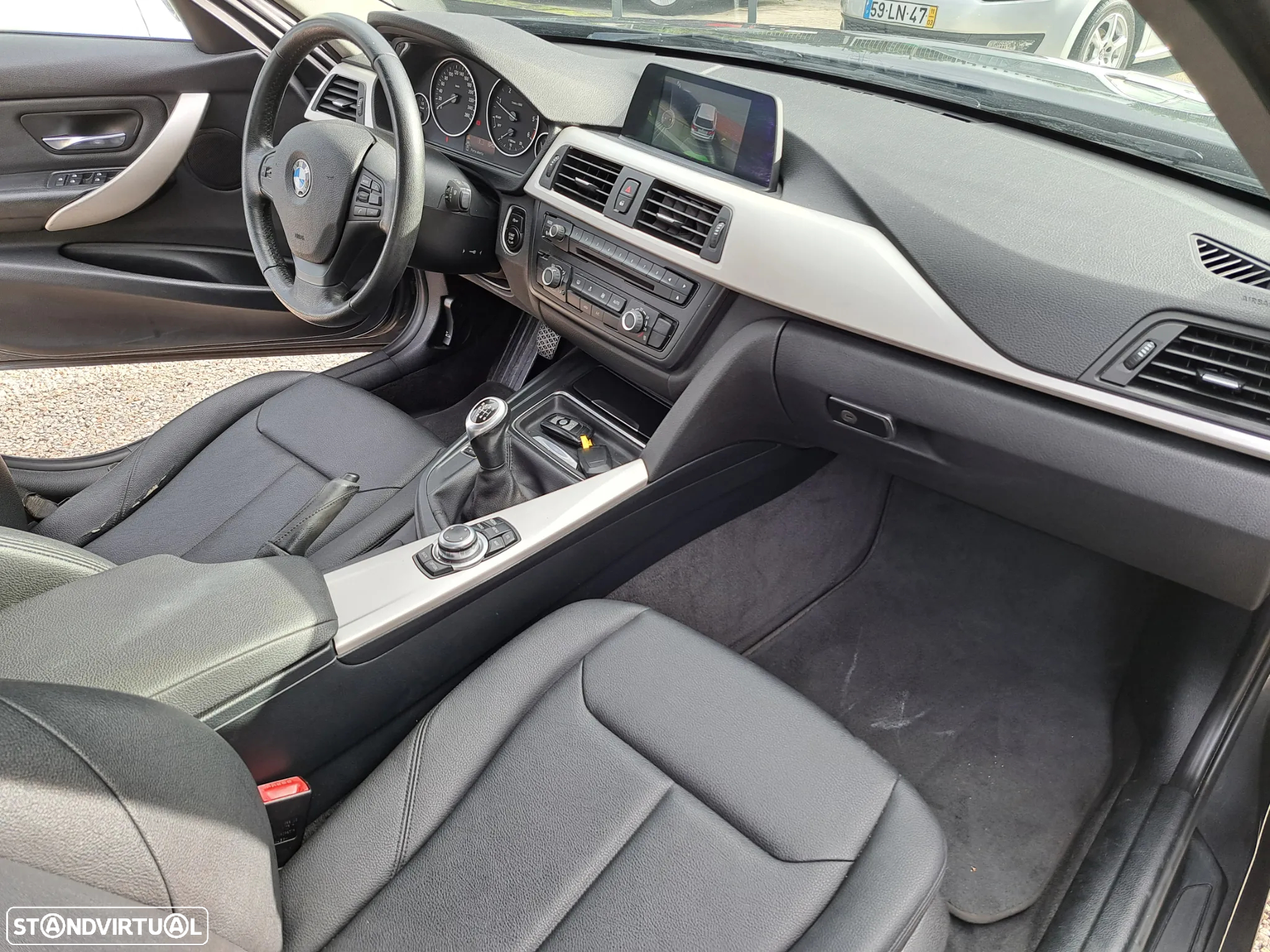 BMW 318 d Touring Line Luxury - 9