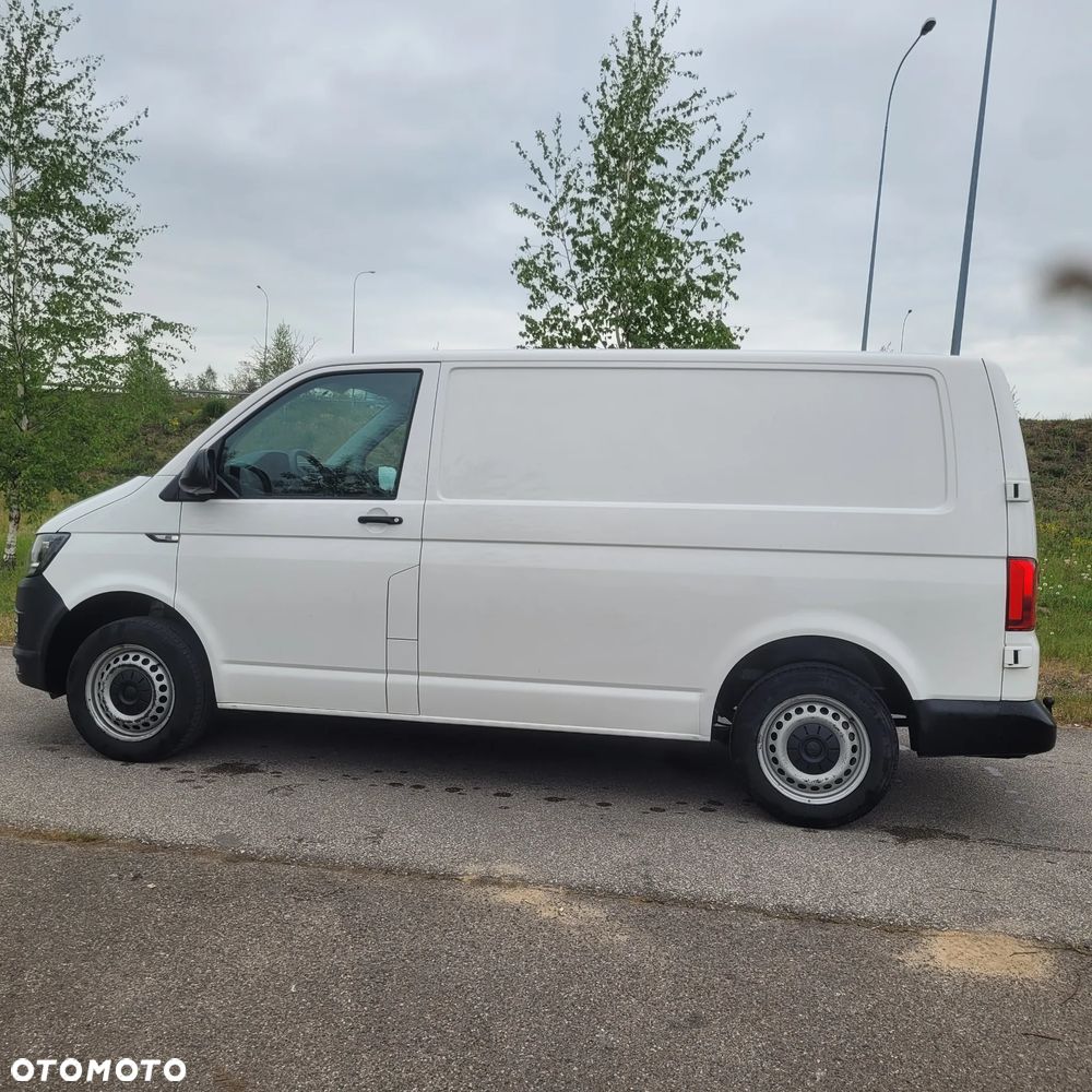 Volkswagen Transporter - 8