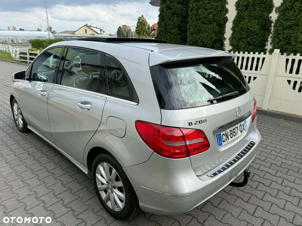 Mercedes-Benz B-Class 2012 photo 4