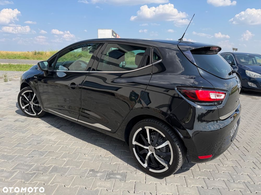 Renault Clio - 27