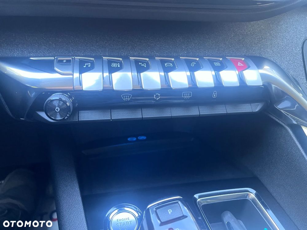 Peugeot 3008 225 e-EAT8 Allure Pack - 8