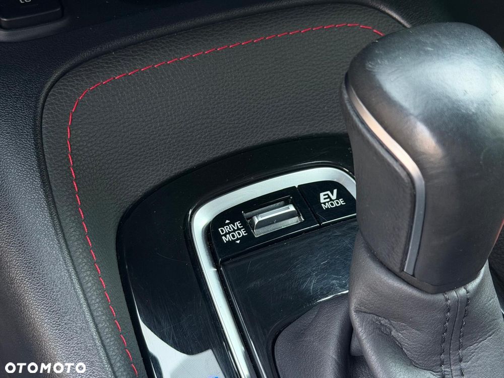 Toyota Corolla 2.0 Hybrid Executive - 20