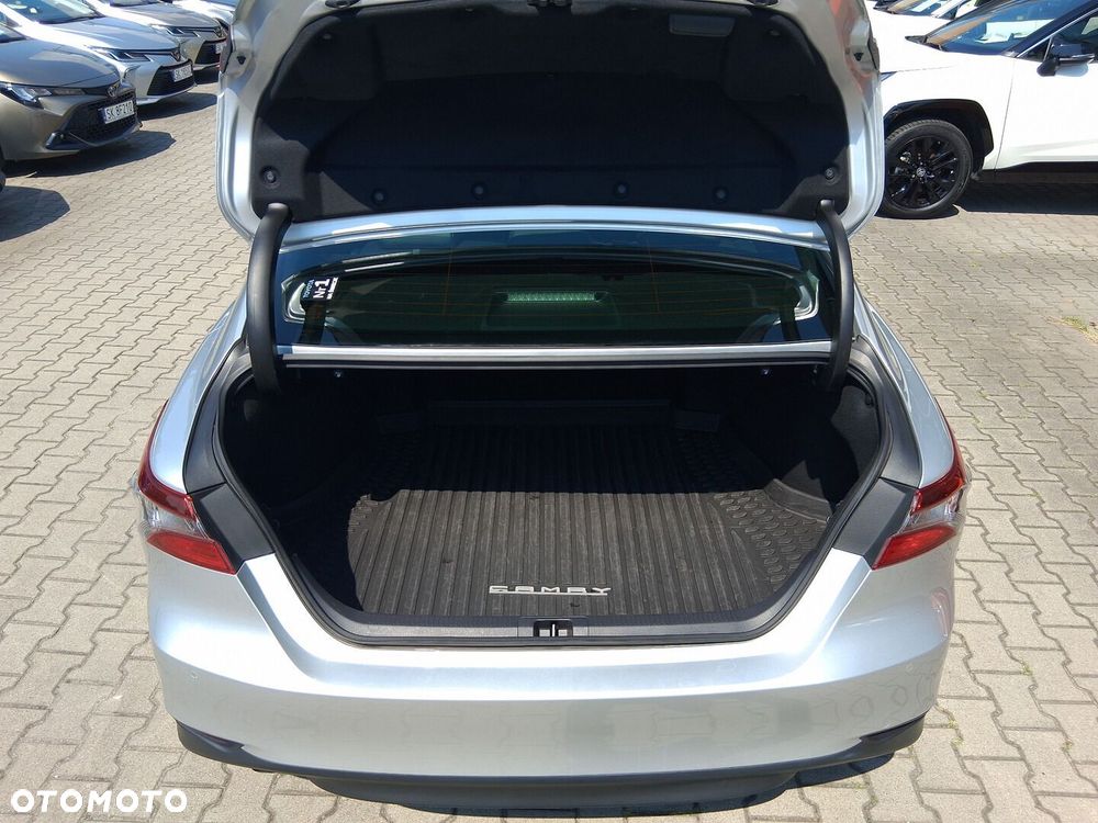 Toyota Camry 2.5 Hybrid Prestige CVT - 10