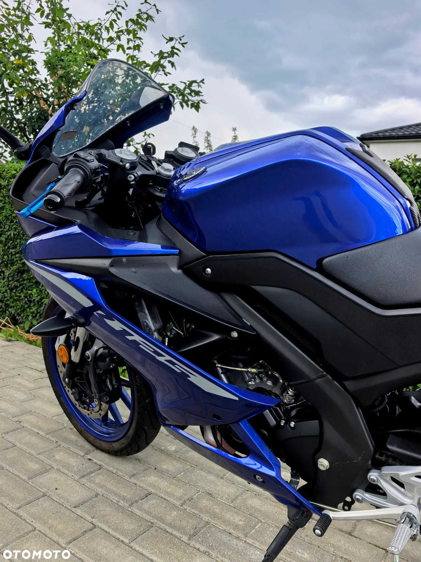 Yamaha YZF - 3