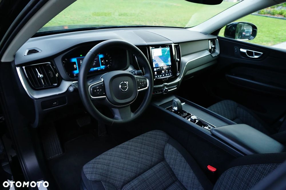 Volvo XC 60 B4 D Core - 19