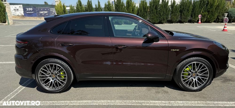 Porsche Cayenne E-Hybrid - 4