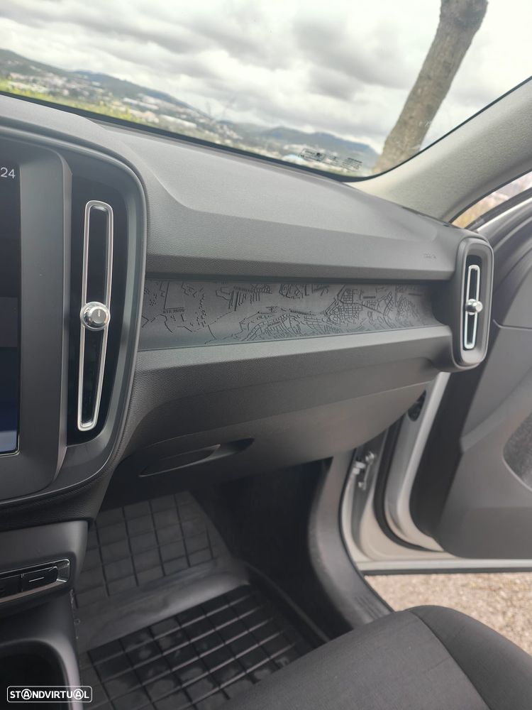 Volvo XC 40 1.5 T3 Tech Edition - 7