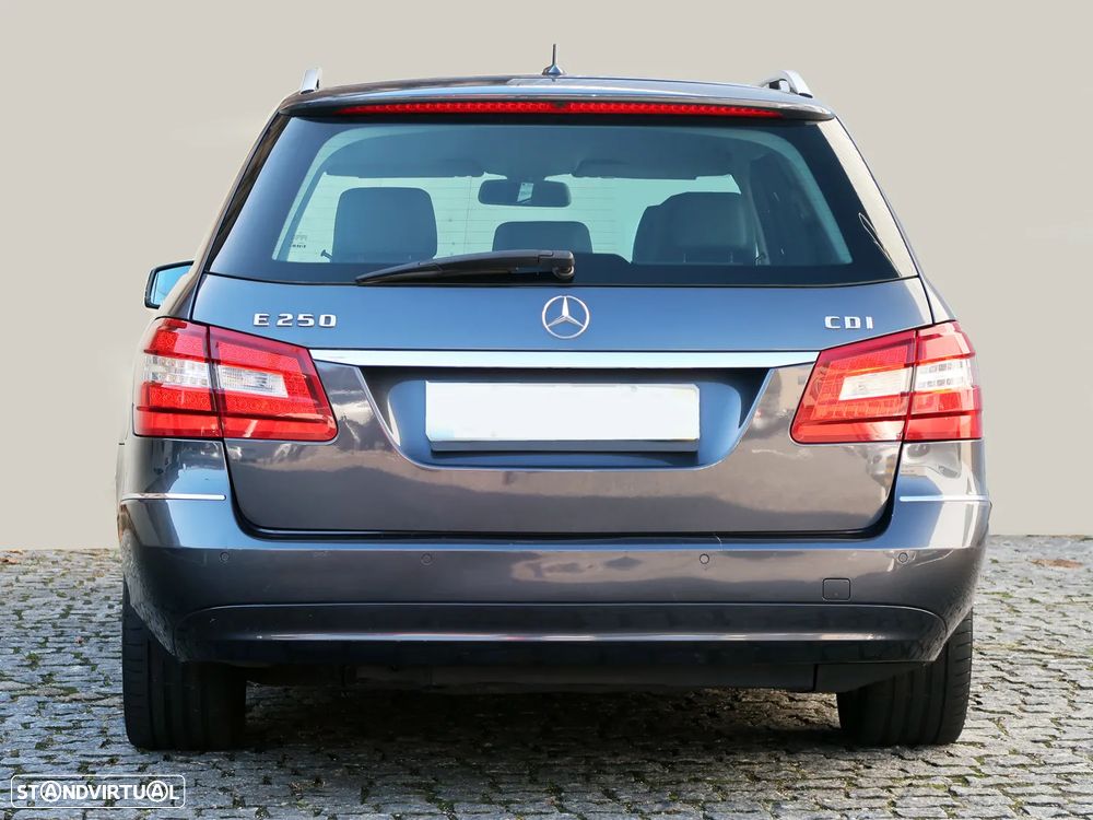 Mercedes-Benz E 250 - 9