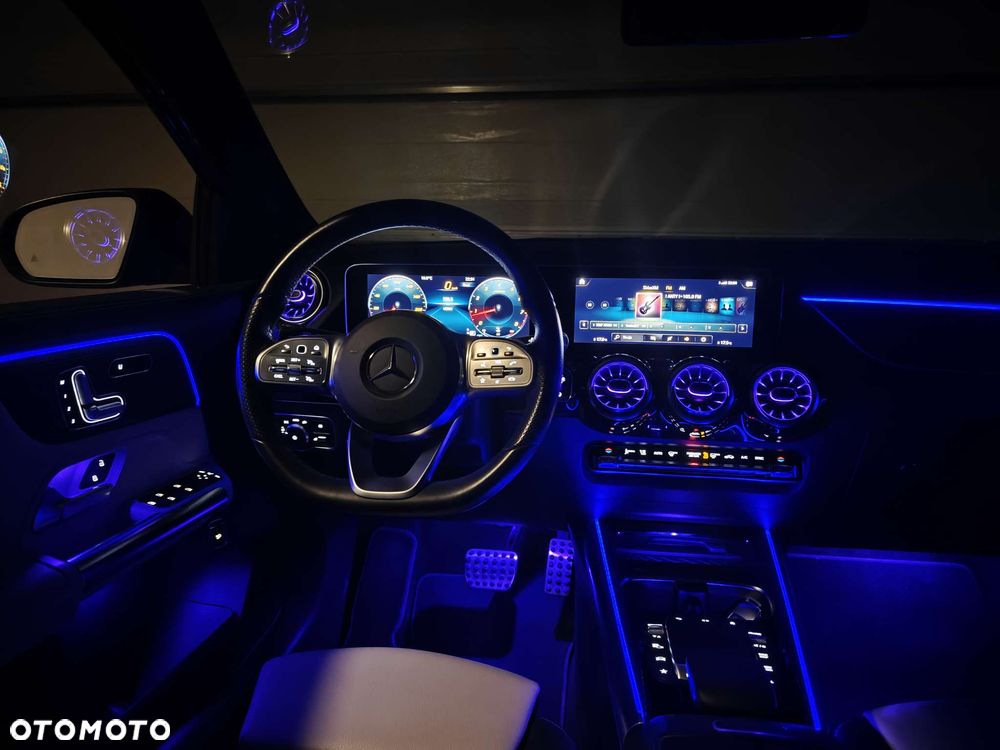 Mercedes-Benz GLA 250 4Matic 8G-DCT AMG Line - 34