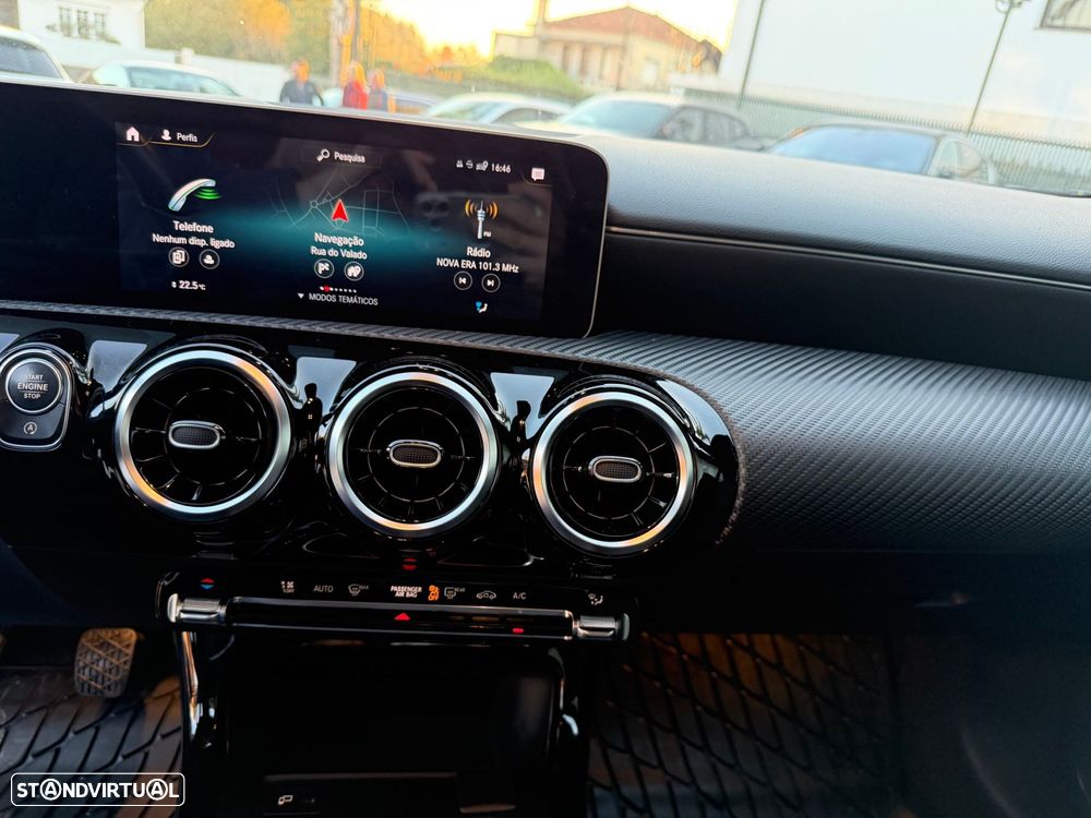 Mercedes-Benz CLA 180 d Shooting Brake Business Solutions - 14