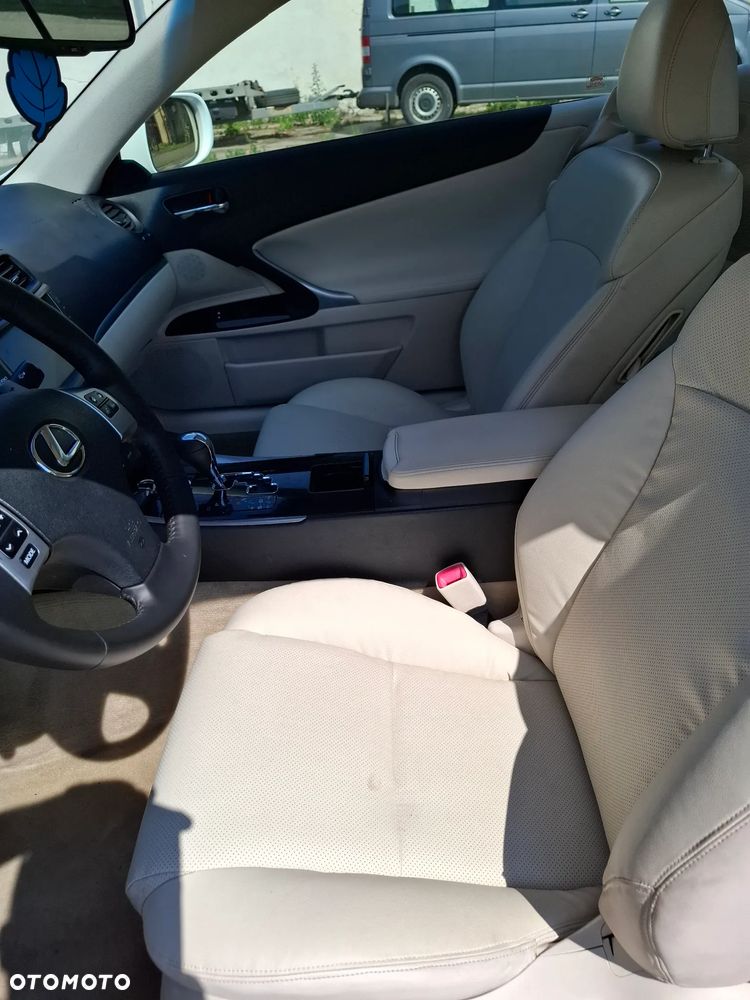 Lexus IS 250 Luxury Line - 12