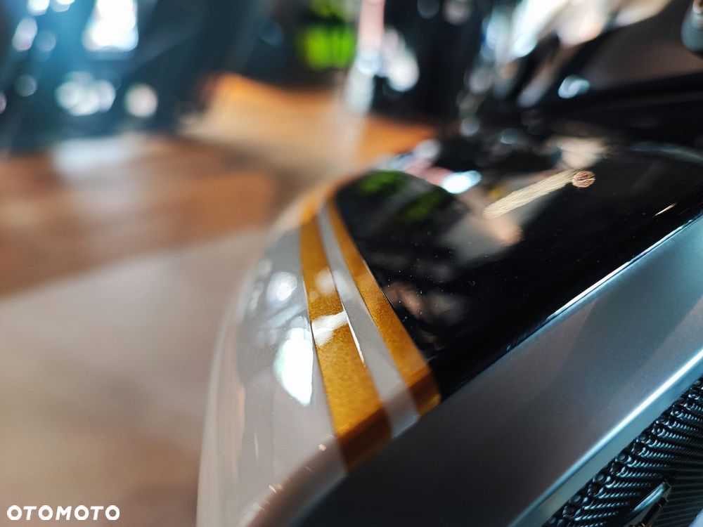 BMW R - 22