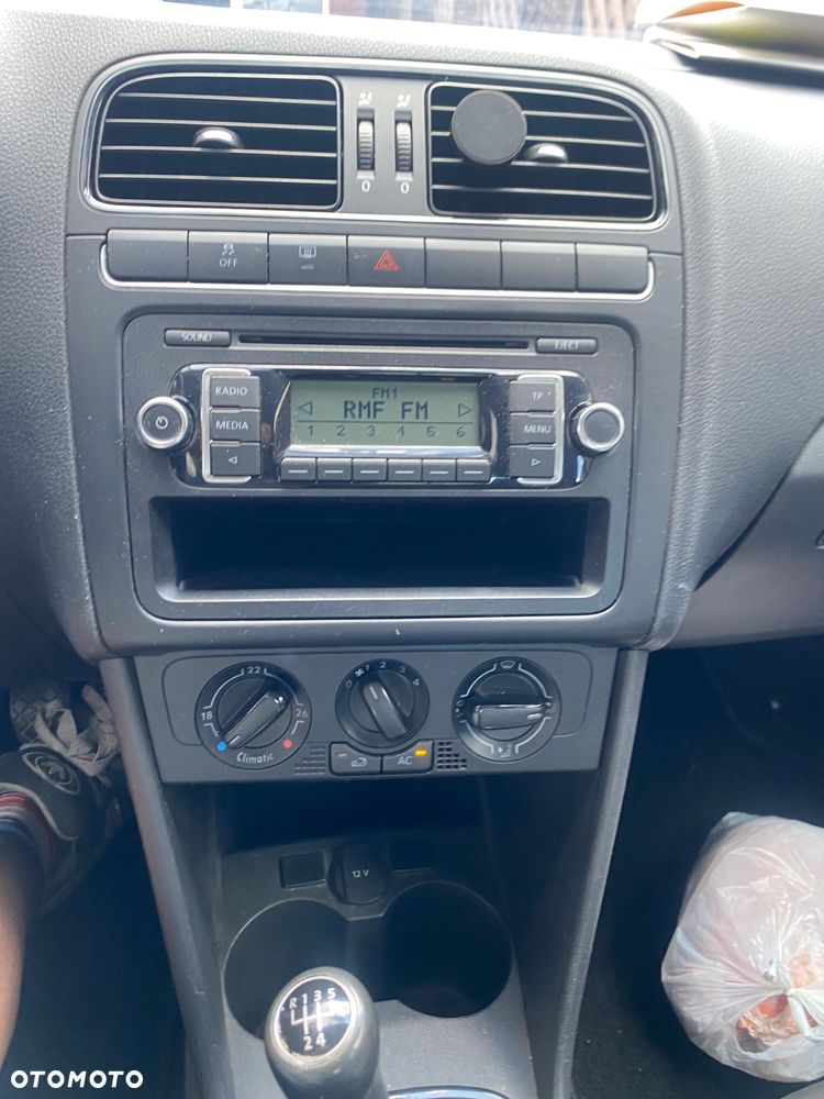 Volkswagen Polo 1.2 Comfortline - 11