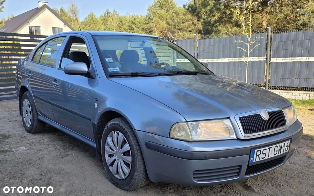 Skoda Octavia 1.6 Tour Ice - 2