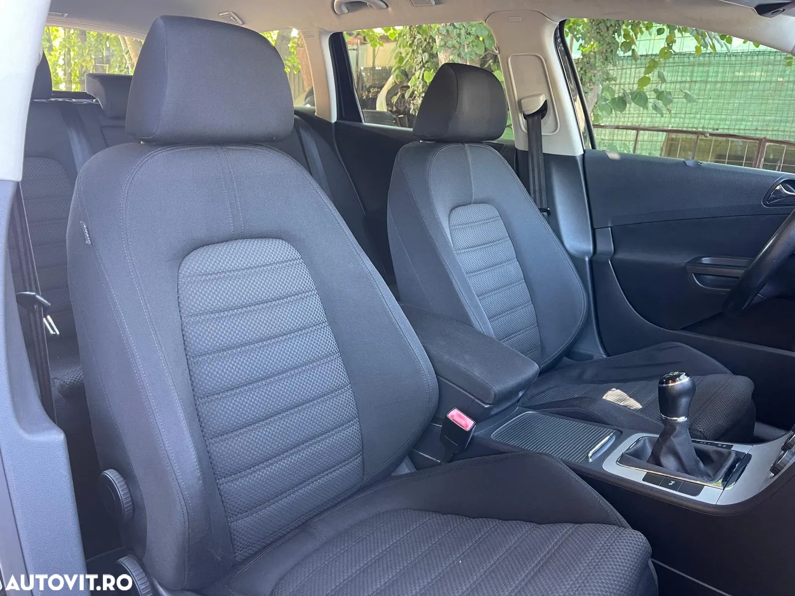Volkswagen Passat Variant 2.0 TDI BlueMotion Technology Comfortline - 6